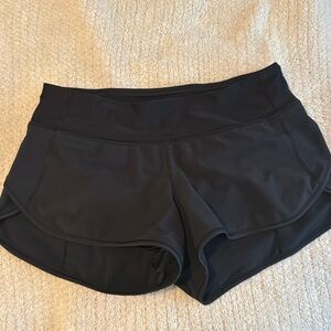 Lululemon size 4 water resistant Speed Up Low Rise Short